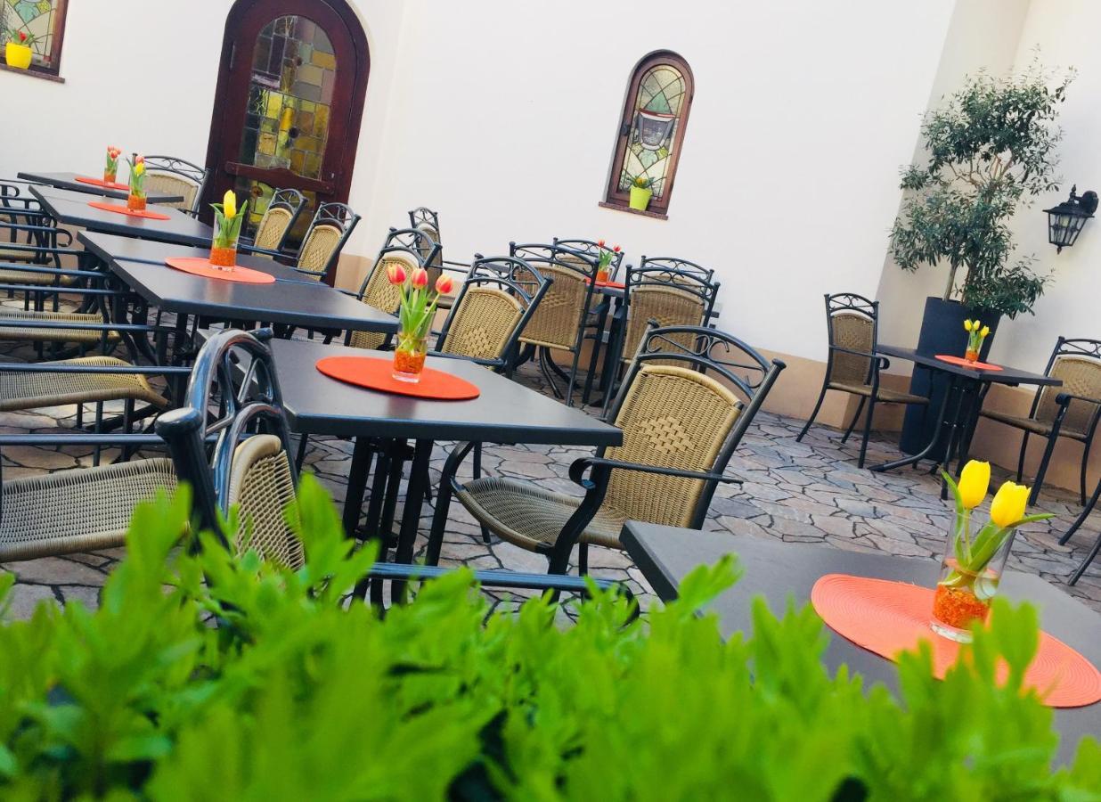 Altdeutsche Weinstube Hotel Rüdesheim am Rhein Exterior foto